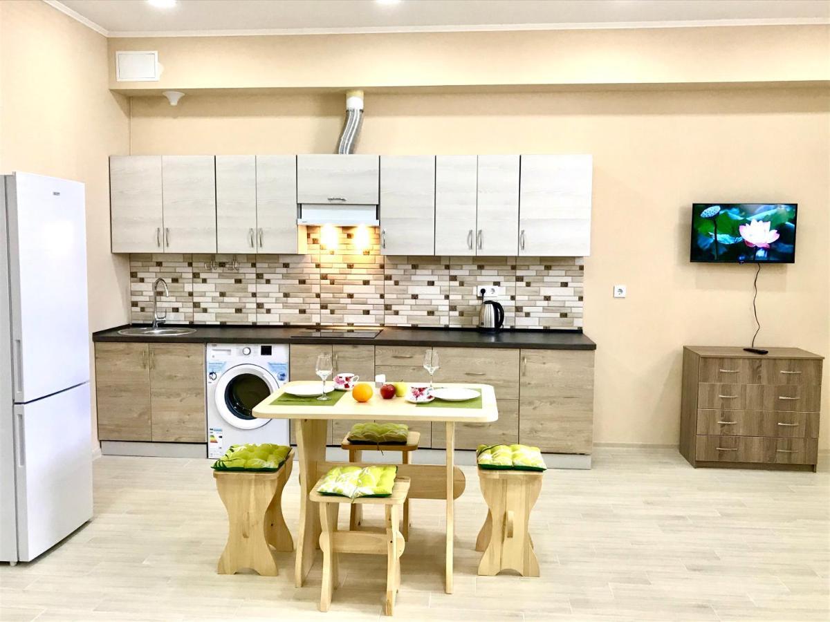 Комфортные Апартаменты Smart Zarvantsy Esterno foto